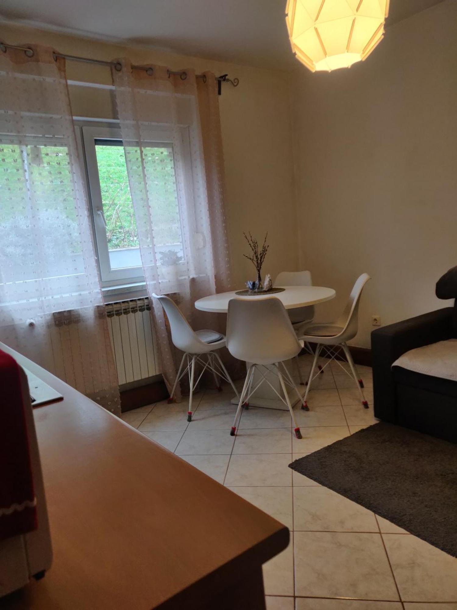 Apartman Malina Karlovac Quarto foto